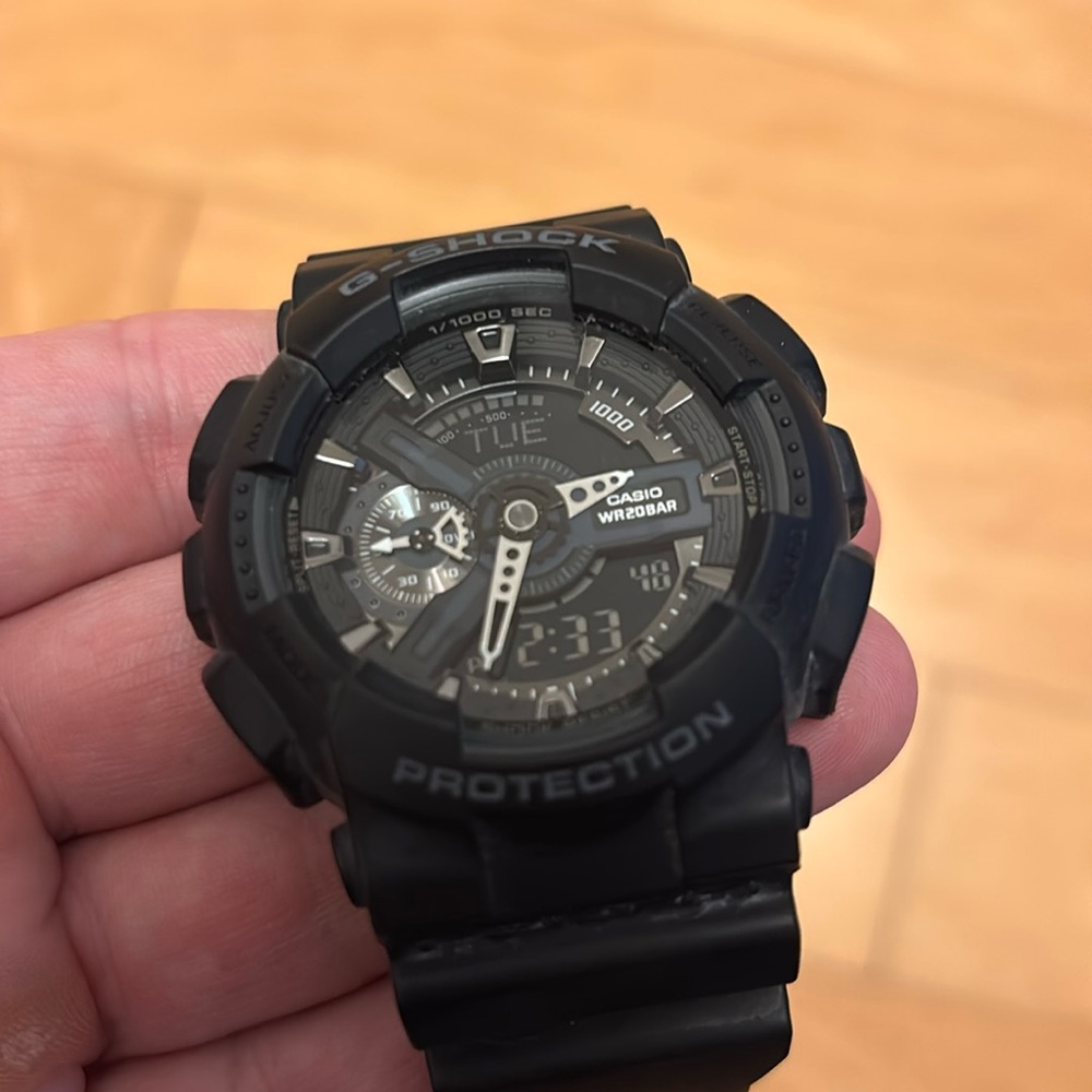 CASIO G-SHOCK GA110